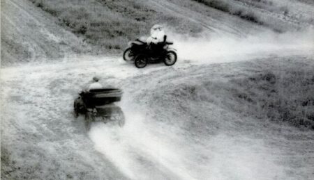 Nevysvětlitelné náhody a shody okolností, nad kterými zůstává rozum stát. Vzbuzují pocit, že žijeme v pouhé iluzi