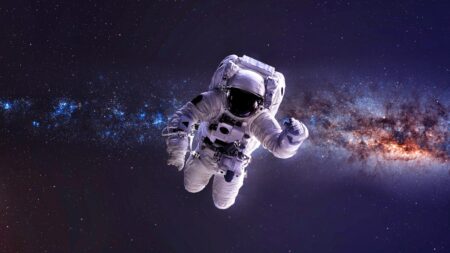 Takhle bizarně chodí astronauti ve vesmíru na záchod. Před mnoha lety udělali inženýři ve skafandru trapnou chybu