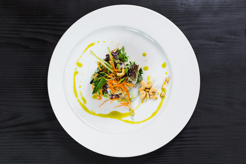 Proč jsou porce luxusních restaurací tak malé a přitom tak drahé? Důvody jsou překvapující, přitom logické