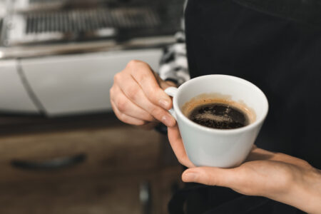 8 činností, které není dobré dělat na prázdný žaludek. Zbytečně tělo rozhodí na celý den