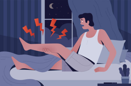 Neklid, škubání nohou a z toho pramenící potíže nejen se spánkem. Za vším možná stojí syndrom neklidných nohou