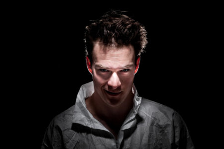 Dá se psychopatům pomoci? Poté, co s nimi několik let pracoval, norský psycholog věří, že ano