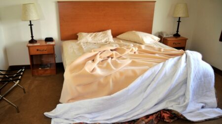 Stlaní postele nemá jen estetickou funkci. Dalších 6 důvodů vás přesvědčí, abyste tuto činnost už nikdy nevynechali