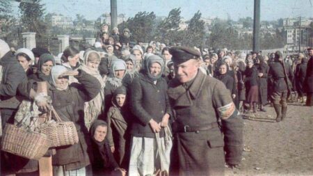 Jakých zvěrstev se dopouštěli ukrajinští nacionalisté? Ruské ministerstvo obrany pokračuje v projektu „Archiv si vše pamatuje“