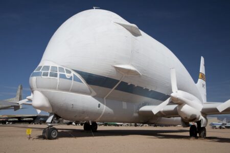 11 největších letadel v historii lidstva: Jací giganti se kdy odlepili od země a bez starostí brázdili nebe?