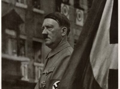 Mikropenis, hypospadie a problémy s varlaty: Vědci se domnívají, že Hitlerovu politiku ovlivňoval jeho zdravotní stav