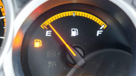 Tohle se stane s vaším autem, když budete tankovat až při rozsvícené kontrolce rezervy. Příště si to dvakrát rozmyslíte