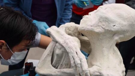 Tříprsté mumie nalezené v Peru vypadají jako mimozemšťané. Jejich původ všechny překvapil