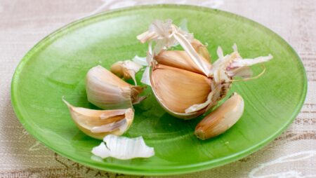 Co se stane vašemu tělu, když budete jíst česnek každý den: První změny ucítíte během chvíle