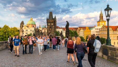 7 evropských destinací, které jsou hotovou pastí na turisty. Mezi ty nejhorší se řadí i Praha