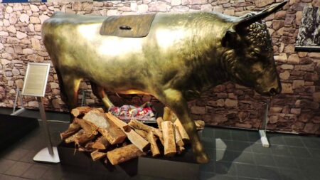 Nejkrutější mučicí nástroj, který kdy kdo vymyslel –⁠ bronzový býk nakonec „zabil“ i svého tvůrce