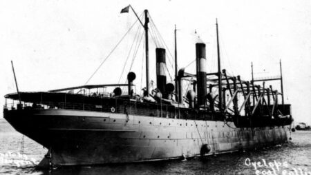 Gigantická přepravní loď zmizela beze stopy. Mnozí dávají vinu bermudskému trojúhelníku, ale teorie má mezery