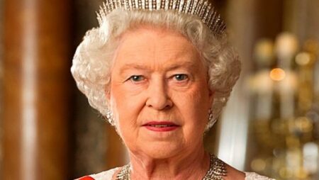 Rok 1992 byl pro královnu Alžbětu II. jedním z nejhorších období. „Annus horribilis“ ji rozplakal i po letech
