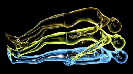 Reinkarnaci pozná i běžný člověk. Existují 4 znaky, které prozradí, že už se duše po světě pohybovala