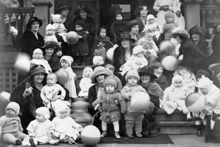 Chtěli vyšlechtit lepší lidi: V dětských soutěžích krásy byla miminka bodována jako dobytek, mělo to hrozné následky