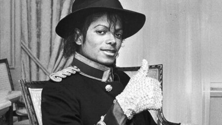 Proč nosil Michael Jackson bílou rukavici jen na jedné ruce: Důvod mnohé překvapí