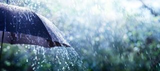 Konec slunečné idylky! Meteorologové vydali zdrcující zprávu, o víkendu se v Česku rozpoutá bouřkové peklo