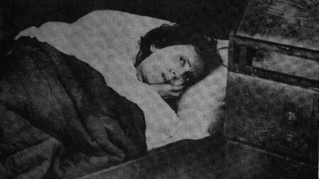 Večer usnula a vzbudila se až po 32 letech. Odborníci se záhadou zabývali dlouhá léta