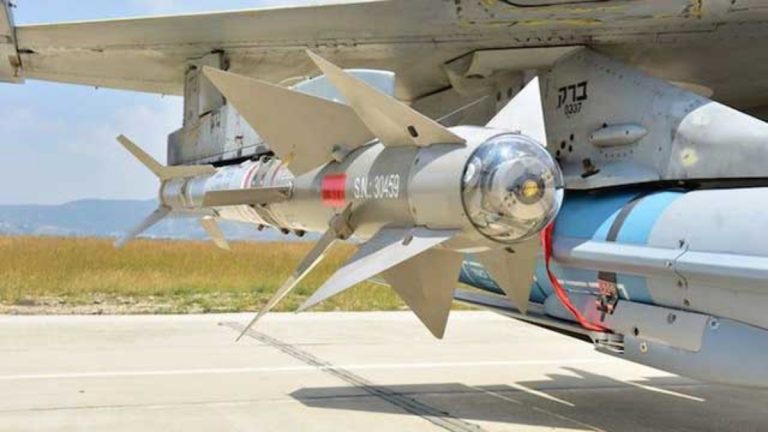 Moderní protiletadlová střela