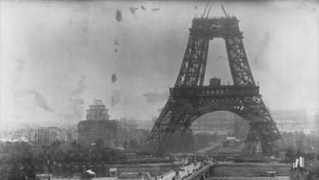 Ve 3. patře Eiffelovy věže se ukrývá byt. A. G. Eiffel se kvůli němu stal terčem nenávisti