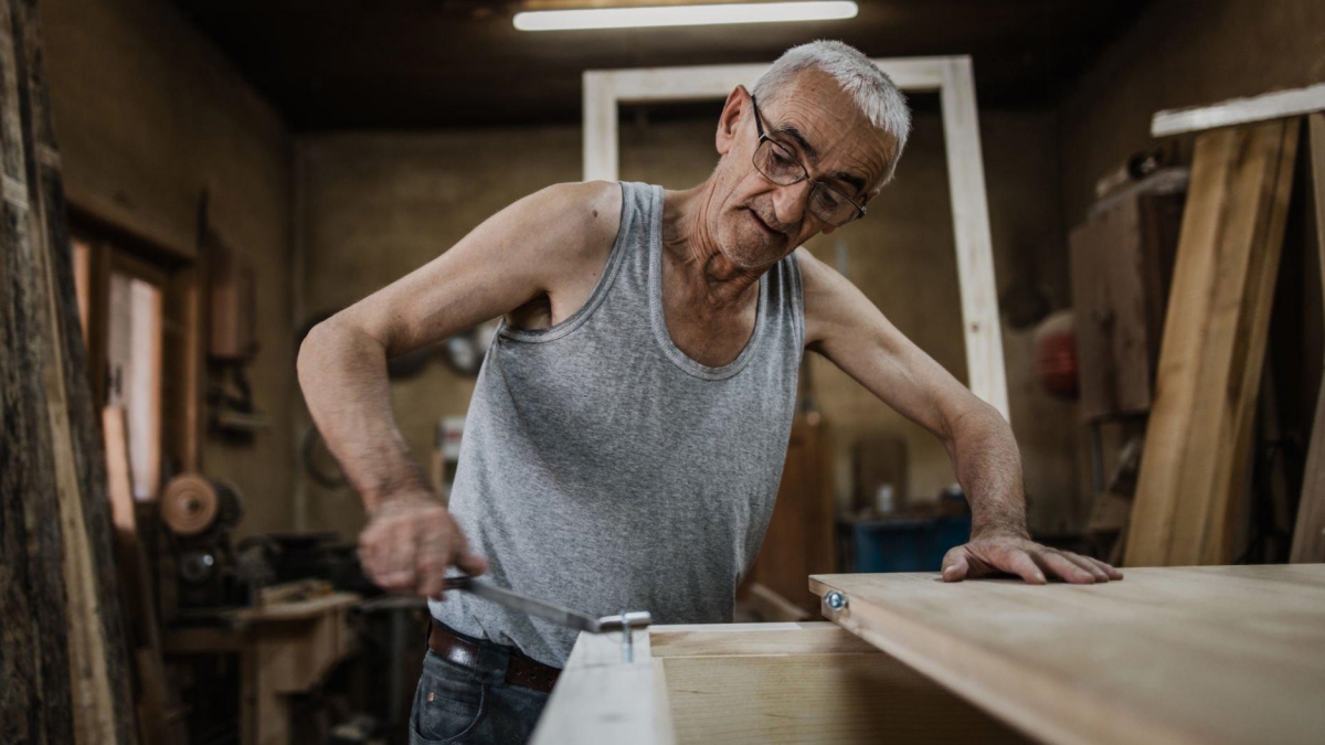 „Lidé nad 40 let by neměli pracovat více než 3 dny v týdnu,“ tvrdí vědci