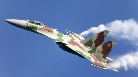 Rusko modernizuje letoun Su-35. Schopnostmi se přiblíží letadlům páté generace