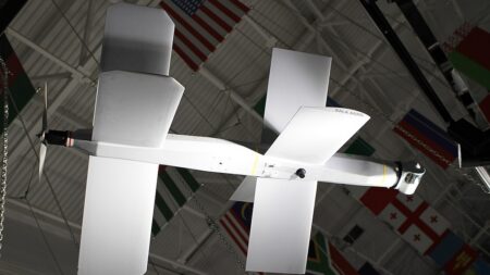 Ruské sebevražedné drony Lancet hravě likvidují techniku všeho druhu. Ukrajinci se jim ale dokážou bránit obyčejným pletivem