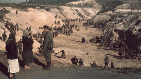 Masakr v Babím Jaru se stal synonymem holokaustu na Ukrajině. Za dva dny tu nacisté zabili přes 33 tisíc židů