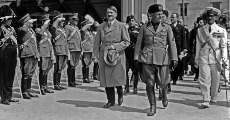 Uvnitř Hitlerových SS byl špión. Snažil se nacisty zastavit a upozorňoval svět na masové vraždění židů