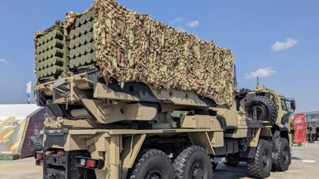 Rusko má speciální raketomet na dálkové kladení min. Když ho ale nasadilo na Ukrajině, první se zničil zhruba po 3 měsících