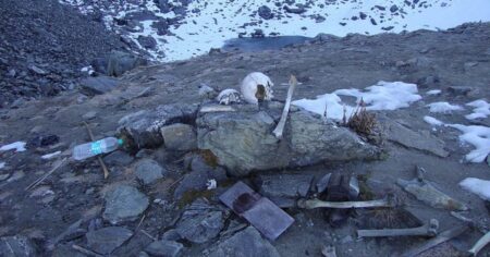 Jezero plné kostlivců vyvolalo matoucí otázky o tom, kdo tito lidé byli a jak zemřeli