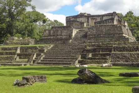 Vědci objevili mayskou civilizaci, která se nám celou dobu schovávala přímo pod nohama