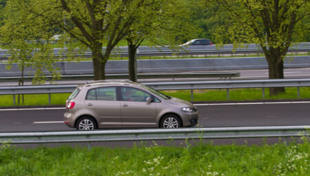 Kdo má tenhle typ auta, dostane za to peníze: 15 % z původní ceny auta přímo na ruku. Kdo má na bonus nárok?