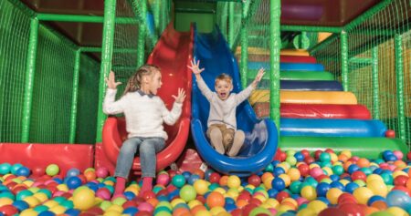 Tak těžká vizuální výzva, že to raději po 30 sekundách každý vzdá. Pokud najdete odlišnou skluzavku, gratulujeme