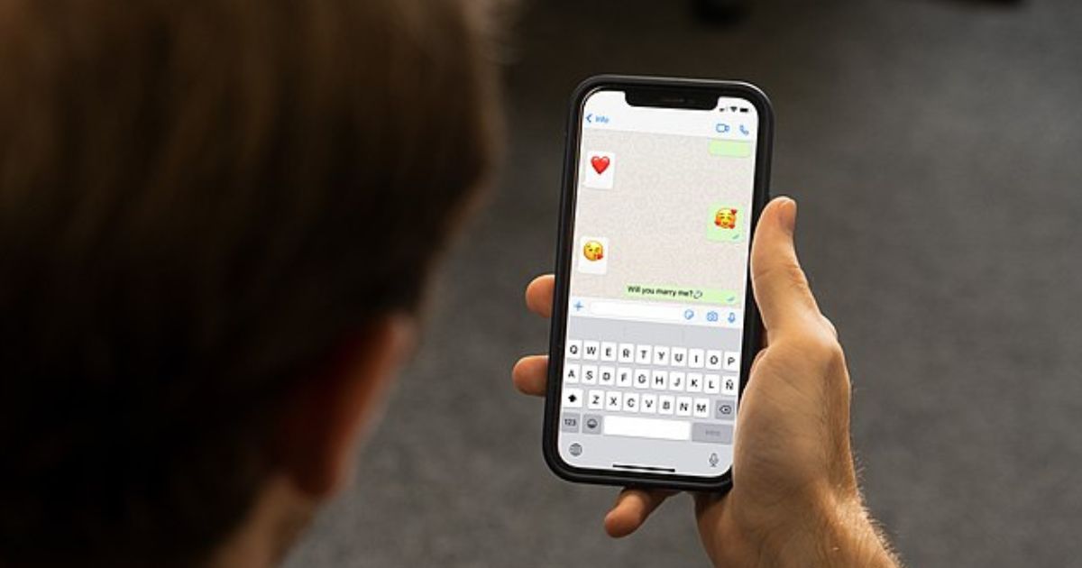 Varování: Oblíbená aplikace okrádá Čechy o peníze, v telefonu ji má skoro každý