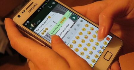 Na WhatsAppu můžete být kompletně neviditelní, dokonce si můžete tajně číst zprávy. Stačí k tomu udělat jedinou věc