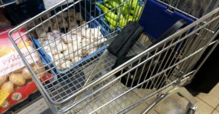 Oblíbený obchodní řetězec rozjel obří slevy. Slevy až 60 %, díky jedinému nákupu ušetříte tisíce korun