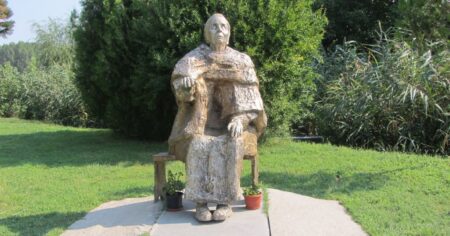 Baba Vanga a její předpověď pro rok 2024: Krize, přírodní pohromy a léky na vážné nemoci