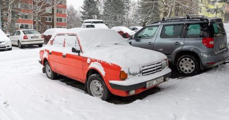 Již v roce 2024: Majitelé aut se musí mít na pozoru. Již brzy nám nainstalují do vozů děsivý systém a nikdo vám o tom ani neřekne