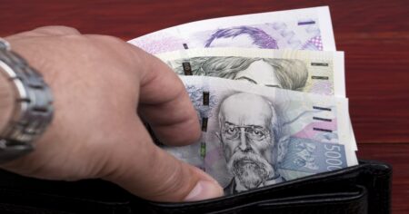 Nakupujete věci na bazarových portálech? Koledujete si o problém, během pár sekund vás to může připravit o 100 000 Kč