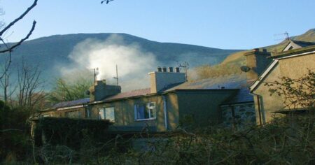 Máte na svém domě komín? Ani nemrknete a zaplatíte kvůli tomu pokutu 50 000 Kč