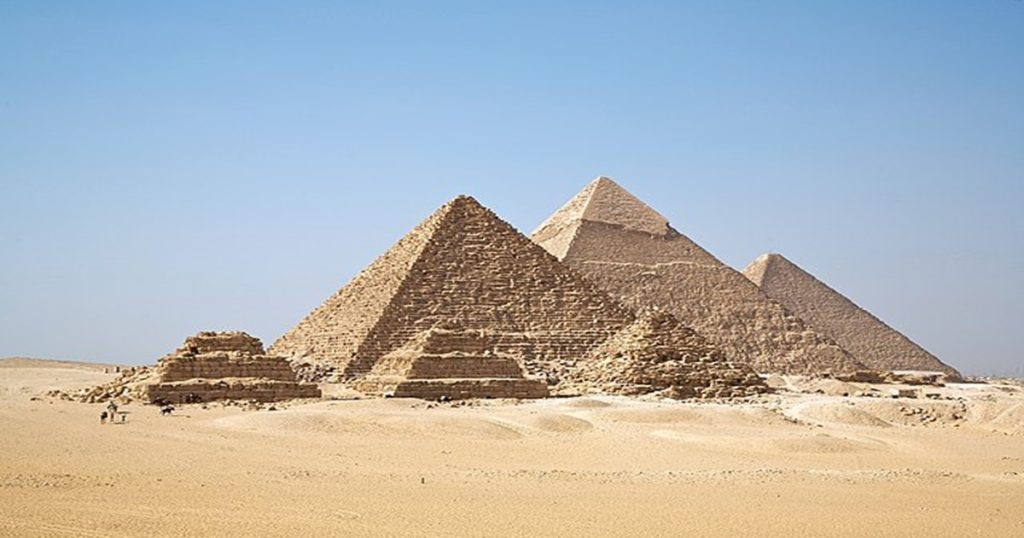 pyramidy