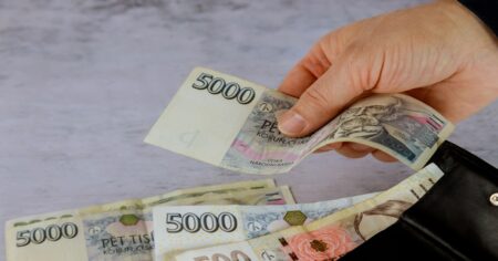 Nepřišla vám náhodou tato SMS zpráva? Nezkoušejte na ni reagovat, jedno kliknutí a přijdete o velké peníze