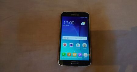 Máte v telefonu tyto aplikace? Smažte je co nejrychleji. Obsahují škodlivý kód, který vysává peníze z bankovního účtu