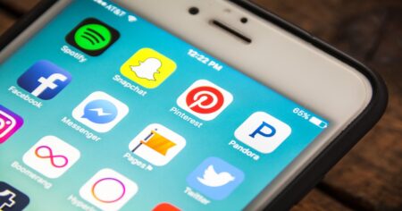 Majitelé Androidu přichází hromadě o peníze: Za vše mohou nebezpečné aplikace, v telefonu je má valná většina Čechů