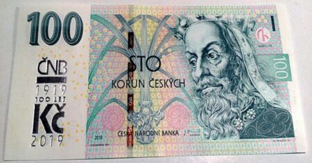 Nemáte v peněžence stokorunu se speciálním znakem? Dnes má velkou cenu, dá se za ni pořídit i dovolená