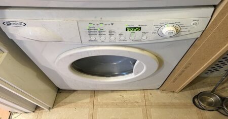 Bývalý opravář praček radí: Na elektřině se dá ušetřit tisíce korun, stačí při používání pračky zmáčknout jediné tlačítko