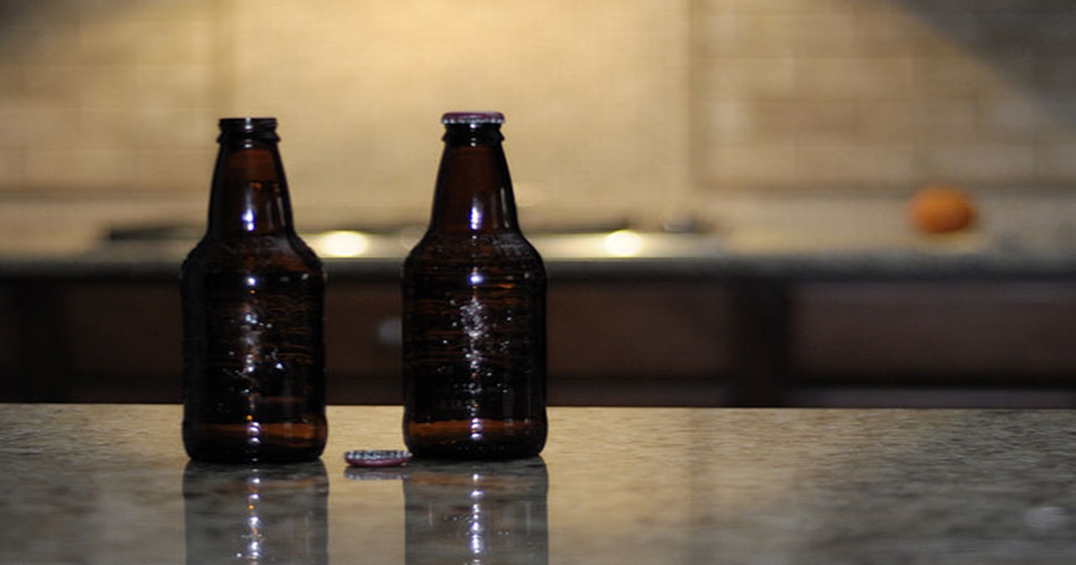 Nemáte doma po dědovi starou lahev? Pokud má speciální gravuru, dostanete za ní 71 500 Kč