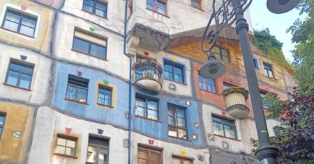 Za vizí Salvatora Dalího jezdí všichni do Španělska, Češi mají přitom podobný zážitek kousek za hranicemi