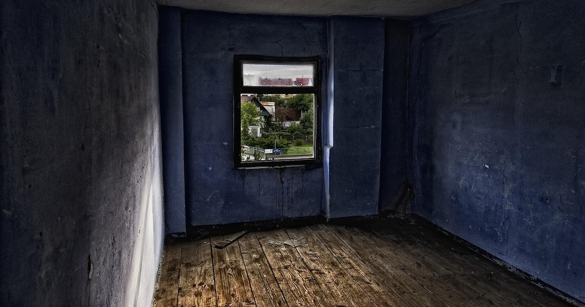 Mladý pár našel během rekonstrukce pod linoleem poklad, o kterém neměl tušení ani předchozí majitel